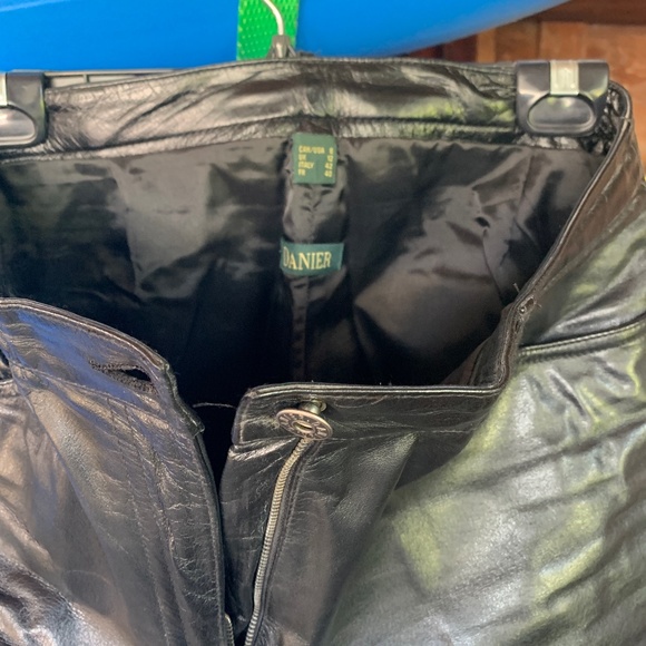 Ladies Leather Pants - Picture 1 of 2